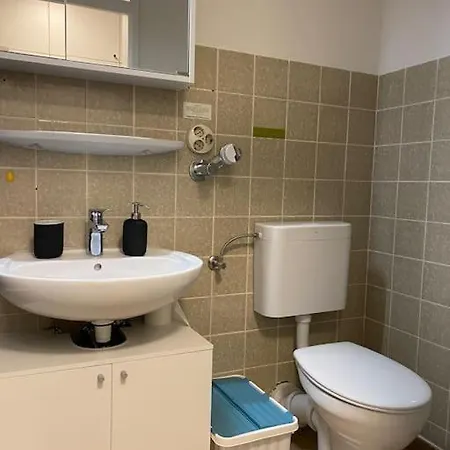 Apartmán Frisch Renoviert & Eingerichtet *